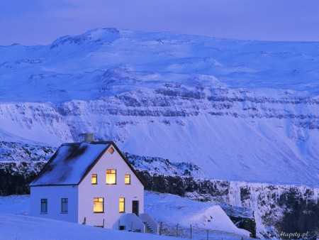 Как переехать жить в исландию