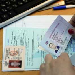 Какие нужны документы для продления водительского удостоверения